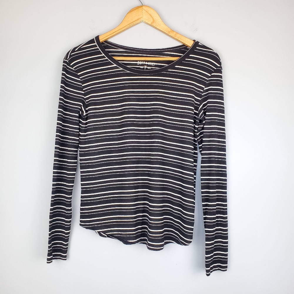 AEO American Eagle Soft & Sexy Striped Long Sleeve Black and White Top, Size XS